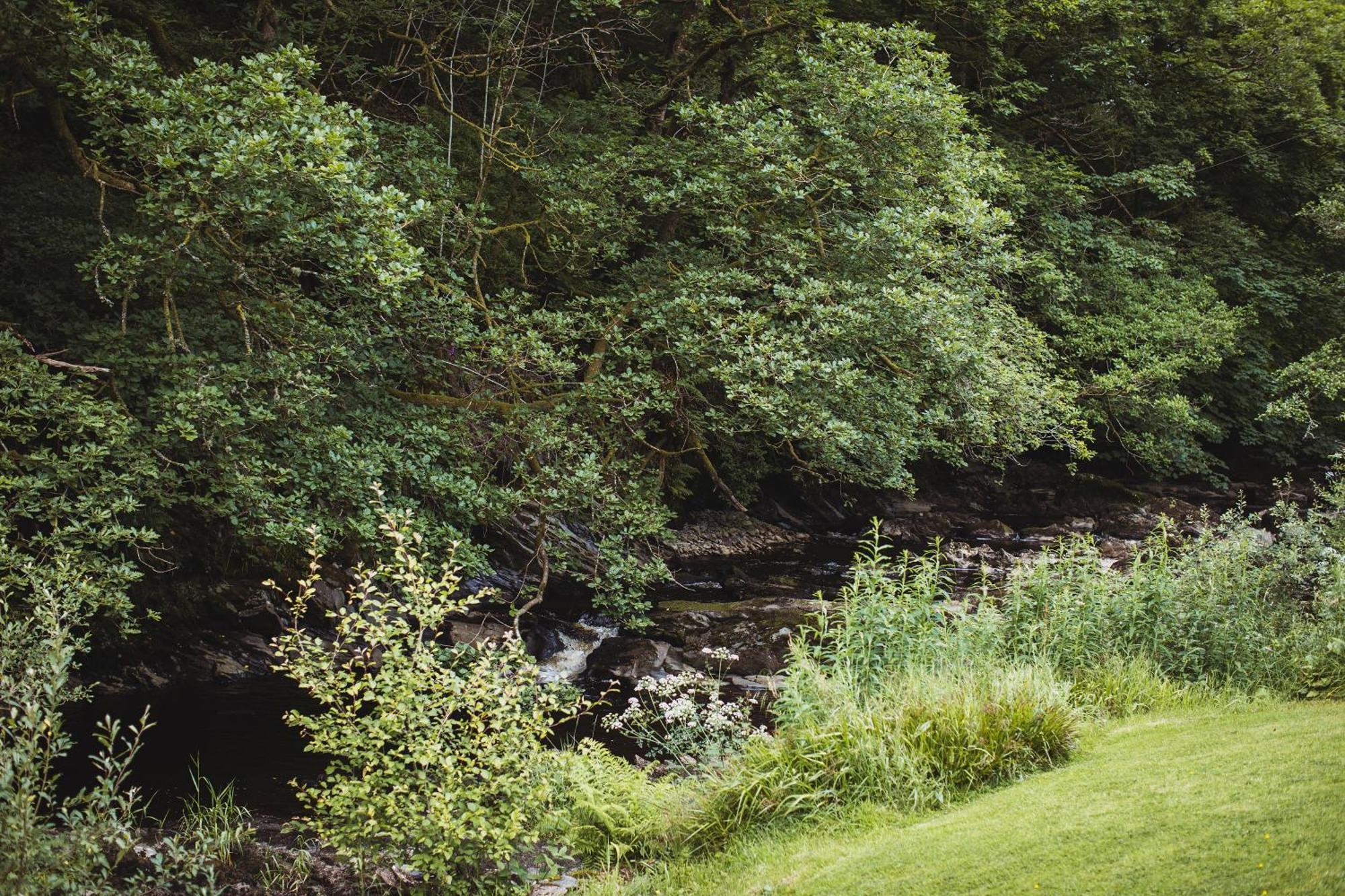 River Cottage, A Luxurious And Cosy Riverside Cottage For Two Welshpool Exterior photo